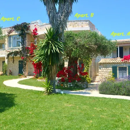 Lemoni Мини-отель *