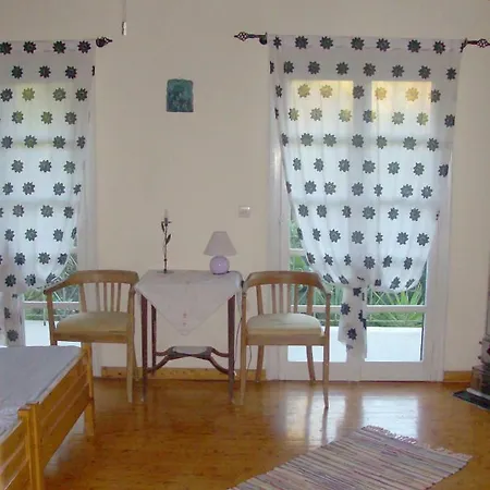 Lemoni Пелекас