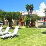 Mini-hôtel Lemoni *
