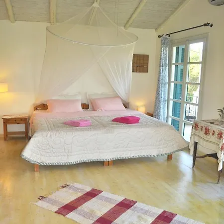 Inn Lemoni *