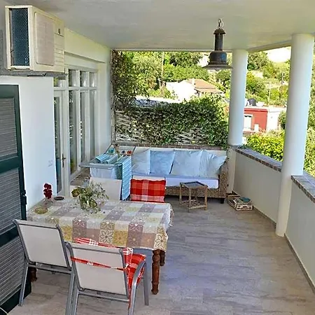 Lemoni Inn